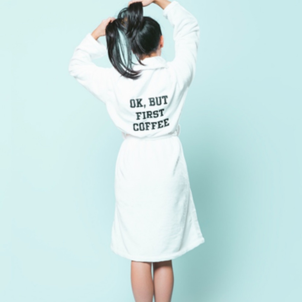 COCUS POCUS WHITE PLUSH ROBE - Picture 7 of 7